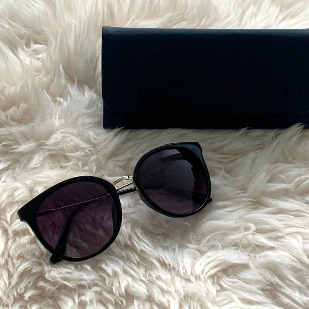 ELLE - sunglasses - Picture 5 of 9